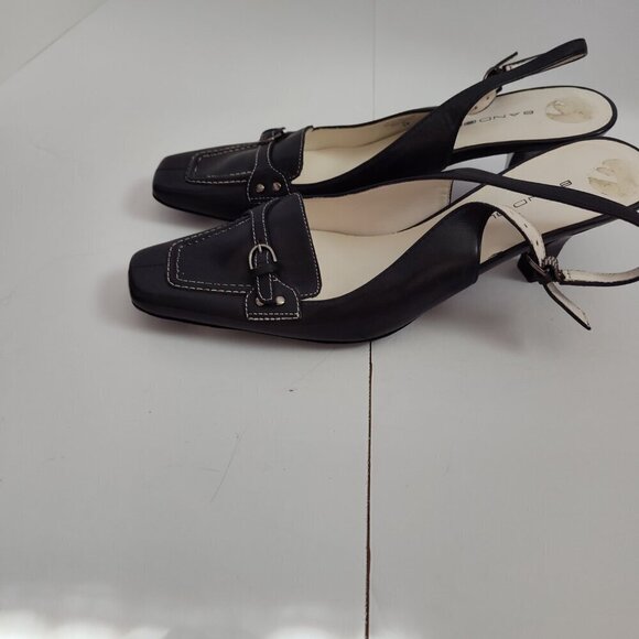 Ladies SZ 6M Bandolino Navy Leather Sling-Back Shoe NWOT - Picture 2 of 4